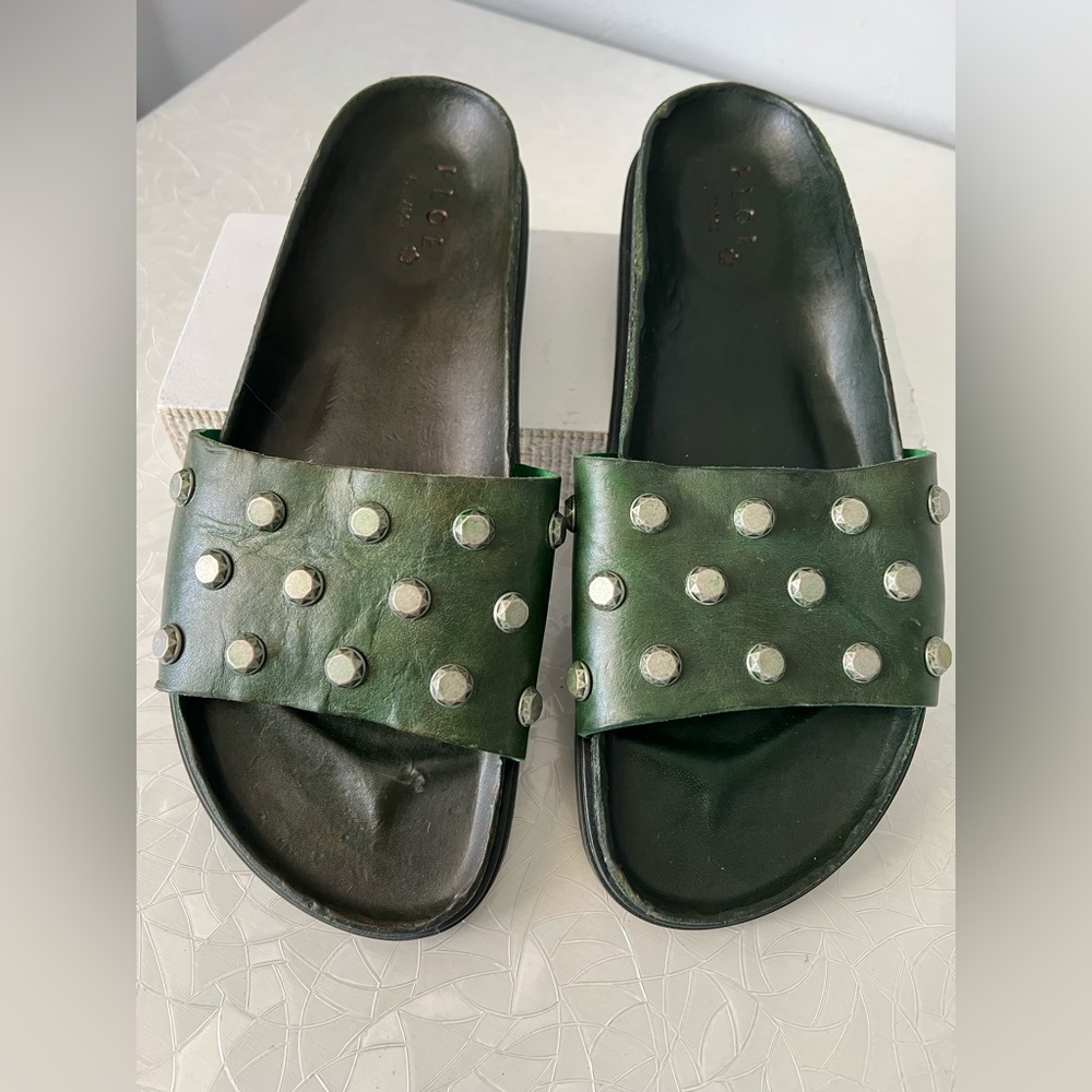 FLOE BY Brador  Leather Slip on Flat Sandals
Size 39 Made in Italy